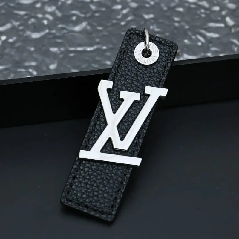 louis vuitton lv key holder and boucle de sac s_121ab022